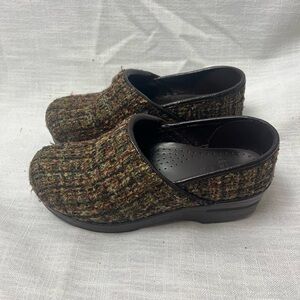 Dansko Tweed Slip-On Clogs Women’s 37